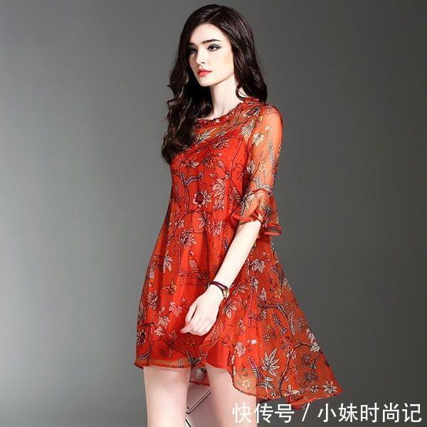 真丝|高贵又优雅的真丝连衣裙,搭配双高跟鞋,凉爽又不失名媛范