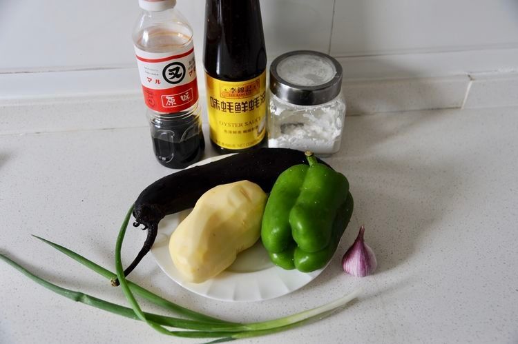 东北名菜地三鲜的家常做法，鲜香解馋，好吃不腻