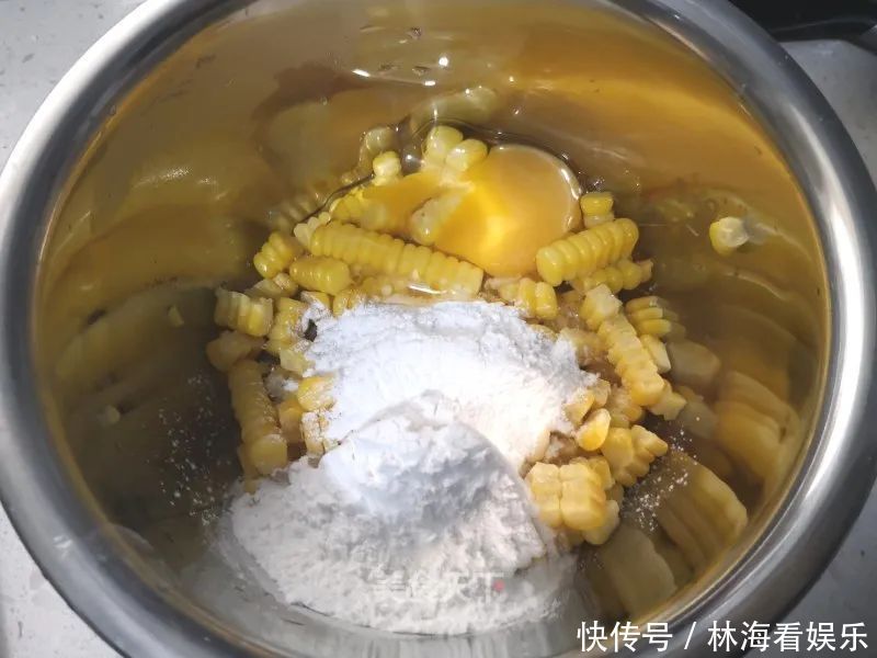 孩子|新鲜玉米这样吃,奶香浓郁,甜糯可口!大人孩子都喜欢!