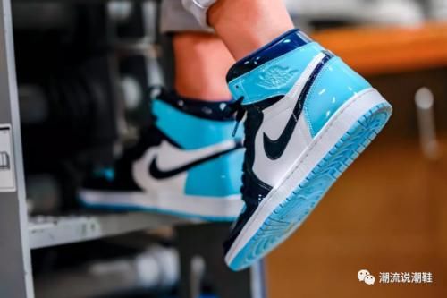 AJ1跌下抖音神坛不再热门？AJ1起批治愈蓝真假对比上线