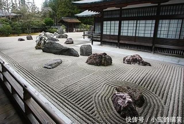 石灯笼|以后我也要做个日式庭院,铺上白沙石块,不要山不要水,禅意十足