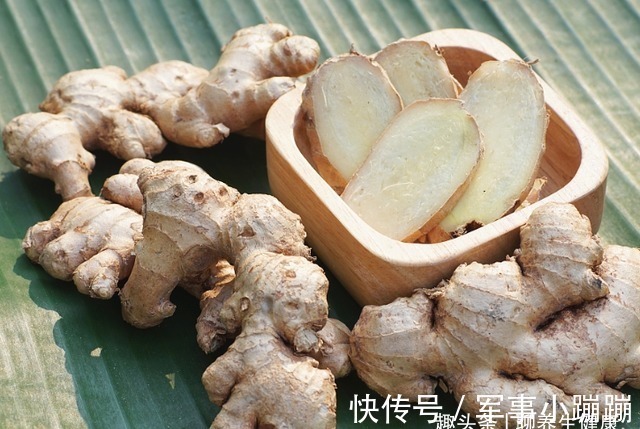 强身健体|生姜能给男性带来啥好处?坚持晨起吃片生姜会有哪些变化?了解下