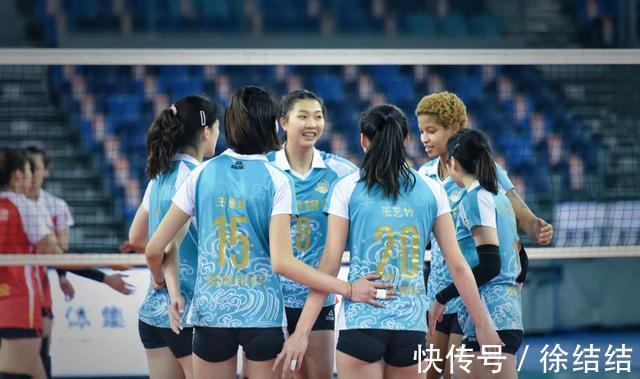王艺竹|15连胜!卫冕冠军3比0横扫辽宁晋级决赛,20岁主攻小将发挥惊艳