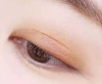 紫葡萄眼妆，媚而不妖，真的太好看了~