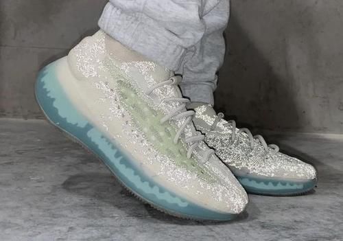 2021年YEEZY发售计划大公开！YEEZY全新鞋型451“小笼包”或将发售