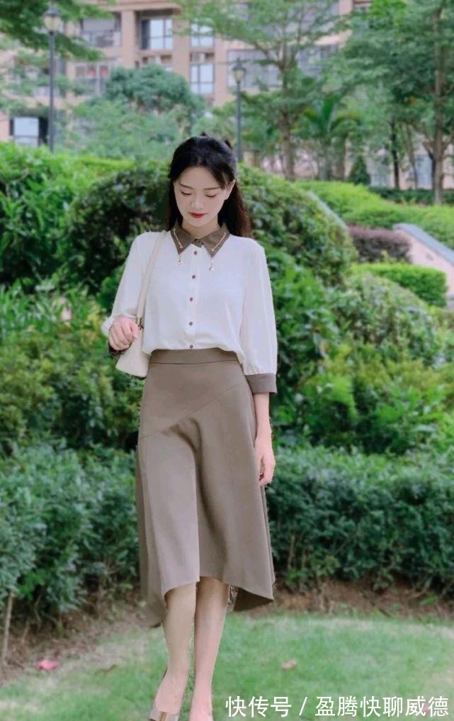 半身裙|极简的穿搭风格看似随意,却不经意间透露着高级,温柔又有气质