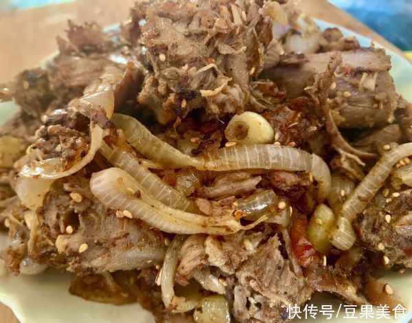 简单快手，下班回家也能做的椒盐鸭架—家庭版