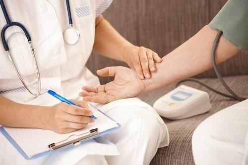 自然降血压的方法是什么？如何让血压自行恢复？