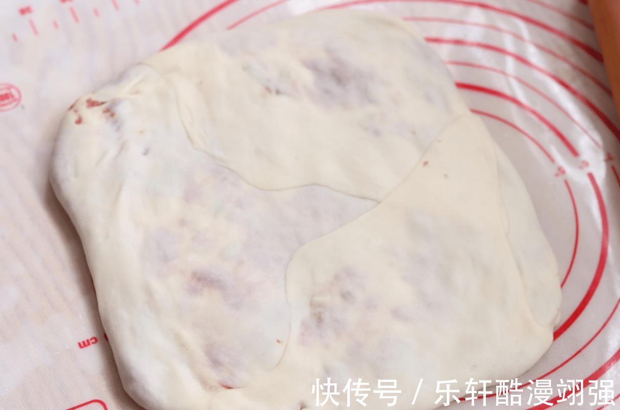 解馋|自制千层猪肉饼，好吃不腻，外皮酥脆，馅料鲜香，真解馋