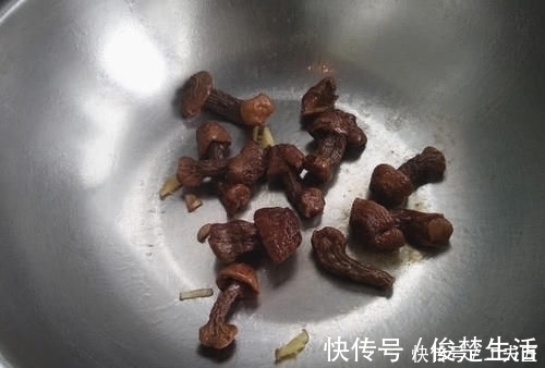 松茸|脂肪最怕这菜,清肠刮油,一周吃3次,小肚腩没了,腰变细了