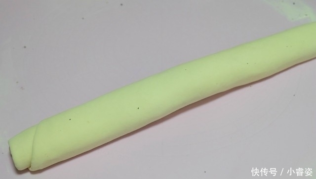 把花生芝麻做到馒头里,又香又软又美味,做法简单,孩子爱吃!