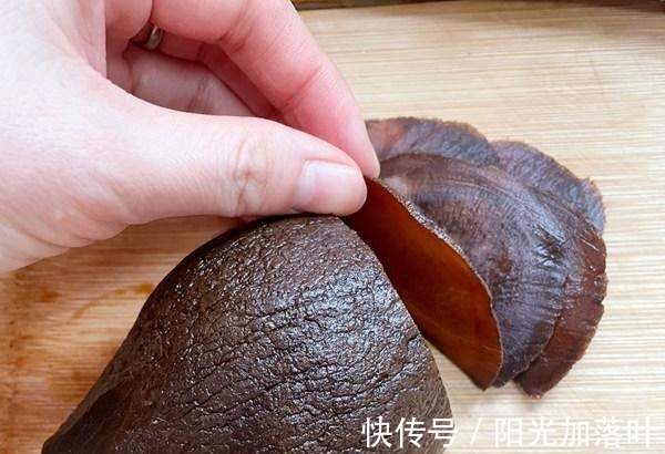 最“尴尬”的下酒菜，曾是老一辈的最爱，如今遭奚落，年轻人嫌土！