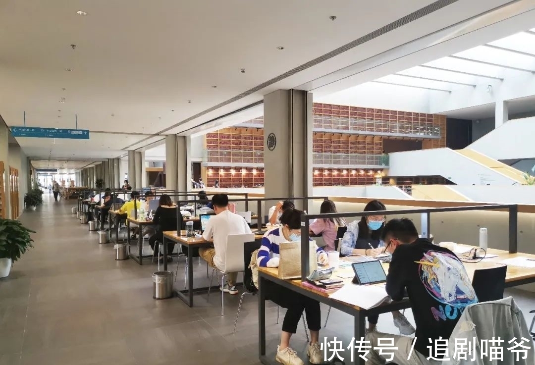 北工大|暑期全勤!是怎样的“宝藏图书馆”在吸引大家每日打卡?