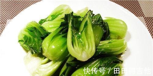 蔬菜|不管炒任何青菜，只要炒前多加这一步，炒出的青菜翠绿发亮！