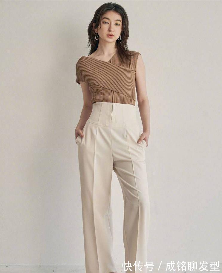 裙装|不会搭配没关系,掌握这几种穿搭技巧,轻松穿出优雅“女神范”