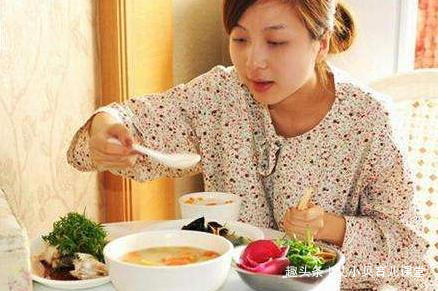 月子饭|“有毒的”月子饭，毁了多少宝妈的“健康”，很多产妇都在吃