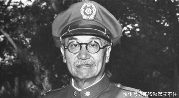 阎锡山|阎锡山见谁都不曾弯腰,但第一次见此人时,为何吓的头都不敢抬?