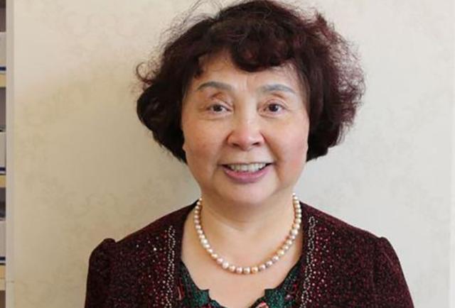 失独|60岁老人当年不顾生命生下双胞胎女儿,11年过去,现状如何?