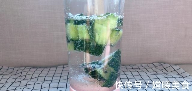 大鱼大肉|天然“瘦身液”被发现,隔三差五吃一次,能将身上的脂肪一扫而光