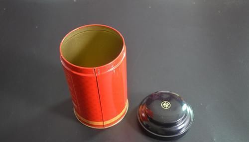 茶叶盒|家里有废弃不用的铁皮茶叶盒吗 这个用途太厉害了, 越早知道越好