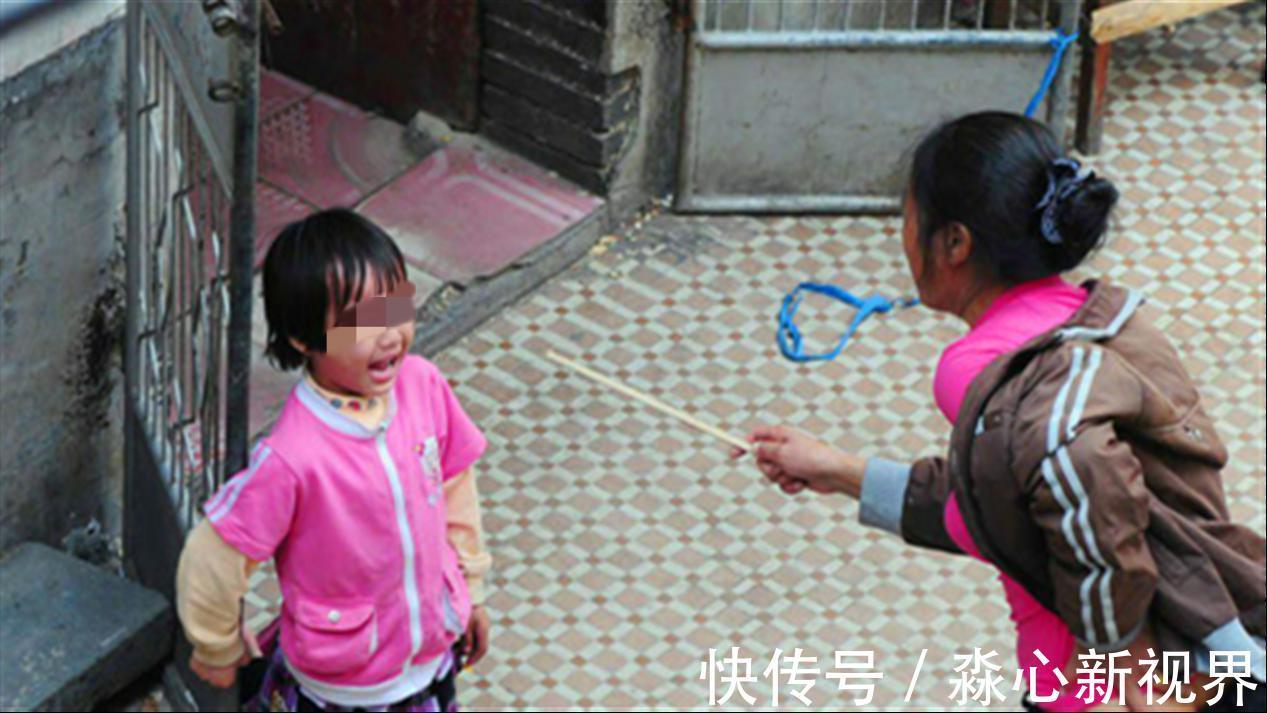 轻重|8岁女孩因新书包跟妈妈顶嘴,没想到妈妈下手不知轻重,孩子没了