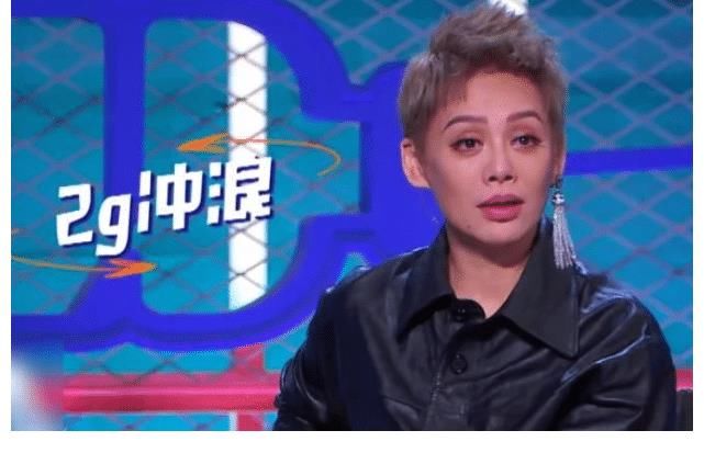 脱口秀大会|《脱口秀大会》罗永浩最圈粉，哪位领笑员最不该出现在舞台上？