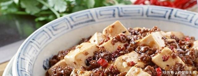 女性害怕老太快,可以多吃z这3种食物,排毒养颜,增强体质!