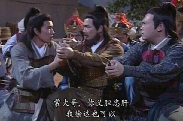 军营|朱元璋见一位大汉在田间睡觉，带回军营后，大汉帮他打下半个明朝