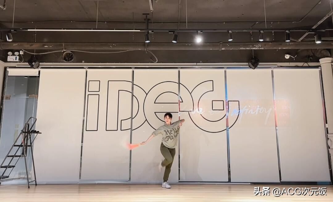 up主|剑网三UP主登上B站首页，COS到位编舞一流，观众直呼老婆真美