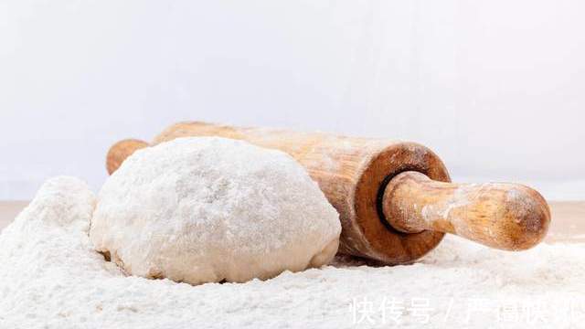 高筋面粉|买面粉时，袋子上没有这3行数字，不管多贵，都不是优质好面粉