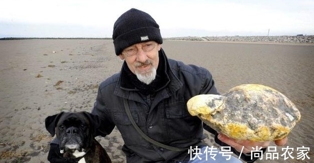 红宝石 有人在海边捡到钻石,更有人在海边捡到红宝石戒指