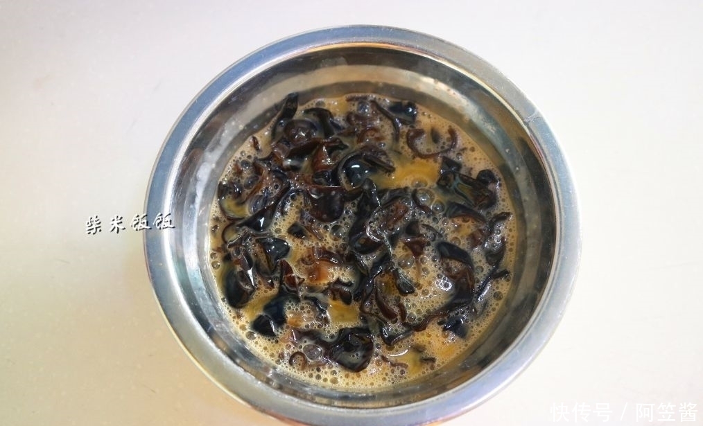 饭菜|特殊时期,这两种食材可以多囤一些,简单一炒就是下饭菜