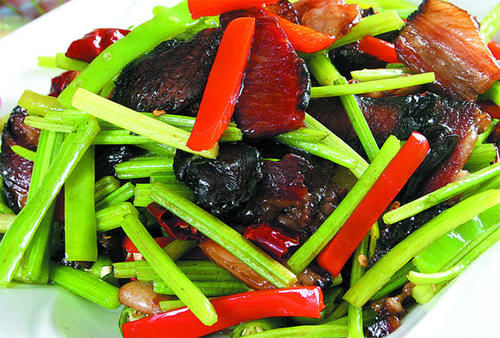 芹菜|夏日孩子减肥少吃高热量油炸食物,多吃清爽菜,低油低脂肪减肥快