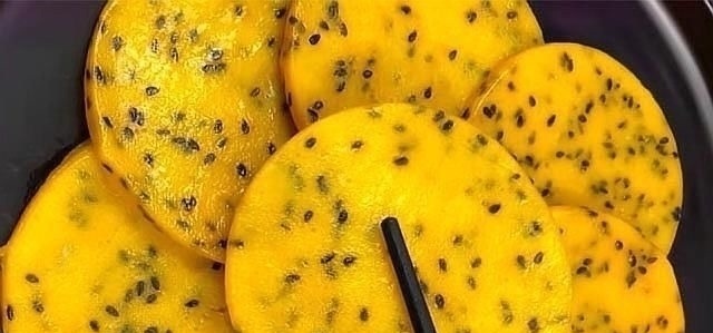 南瓜这样做，好吃又营养，我家隔三差五做，儿子每次吃8个都不够