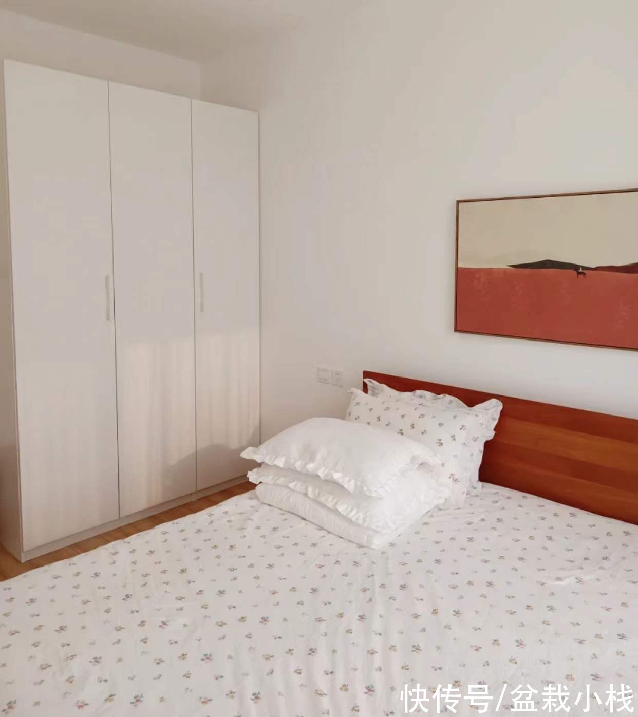 木地板|不吊顶不跟风，95后小两口9万元装65㎡两居室，网友：好精致