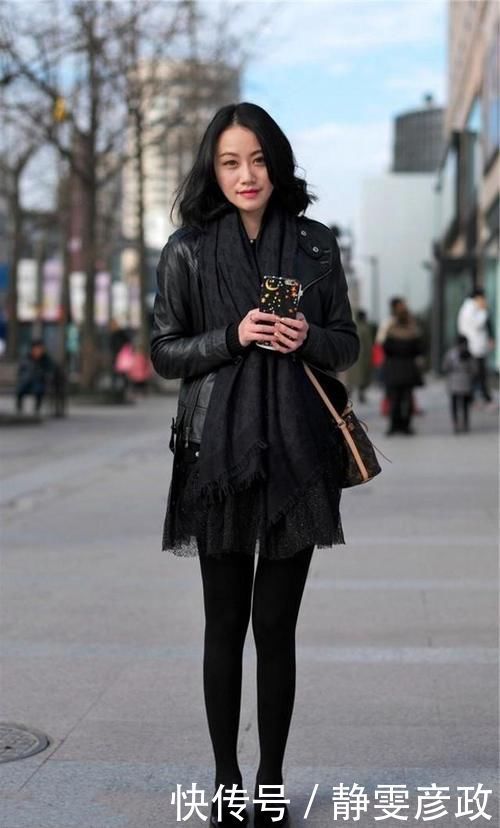 xs码|美女穿一条粉色的百褶裙,穿出青春洋溢的时尚范