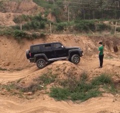 |搞笑GIF:这就是你们想要的大长腿小姐姐吗,真心厉害了啊