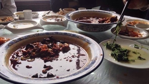 亚硝酸盐|节俭惯了的中老年人,你知道吃剩饭剩菜的危害有多大么?