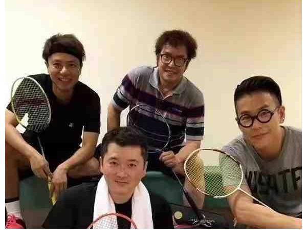 譚永林|李克勤是“大灣區(qū)兄弟”的非工作人員，曾與陳小春、張智霖合作