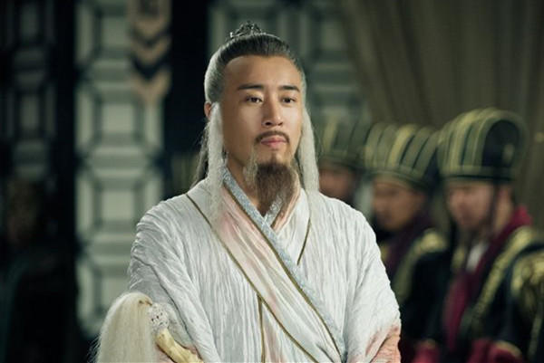 三代|姜子牙享尽人间富贵,红楼梦贾家四代而亡,荣国府因何“塌了楼”