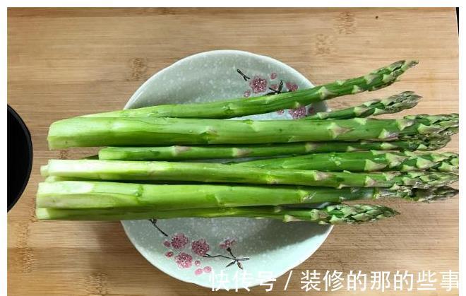身体|遇上这菜我从不手软,再贵也会买,营养低脂,孩子长身体要多吃