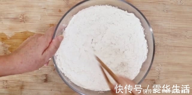 糯米粉|糯米粉开水一烫,两手一捏,自己一餐可以吃30个