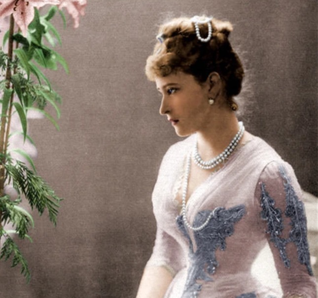 英国女王|她外婆是英国女王，妹妹是俄国皇后，遗言却是：请把我葬在中国