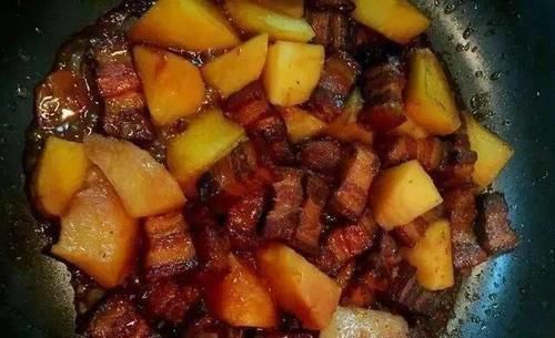 暖和|天冷,教你炖一锅懒人美食,鲜美滋补又营养,一碗下肚全身都暖和