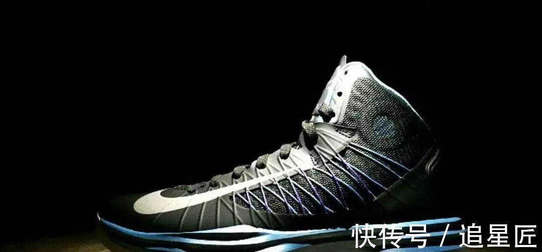 鞋面|NikeHyperdunk系列终结！这双陪伴无数人十年的实战利器才叫青春