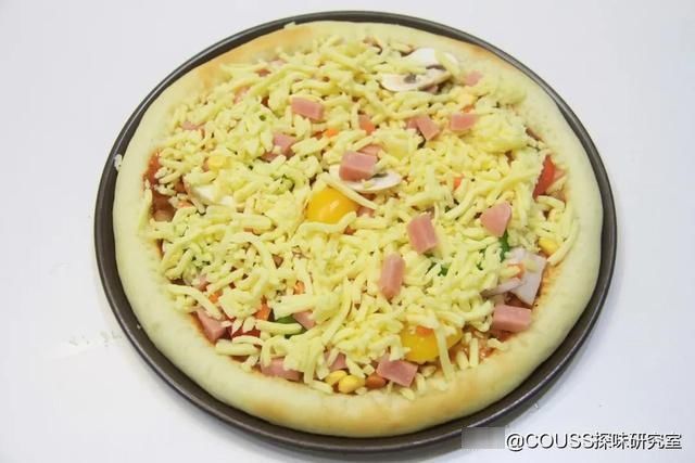三餐四季 | 自制田园披萨，酥脆可口还拉丝，手把手教会你