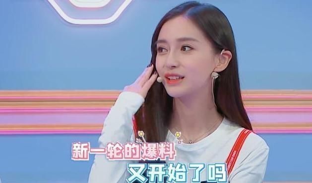 为何baby只在跑男“口红粘牙”,其他节目却不会化妆师说出原因