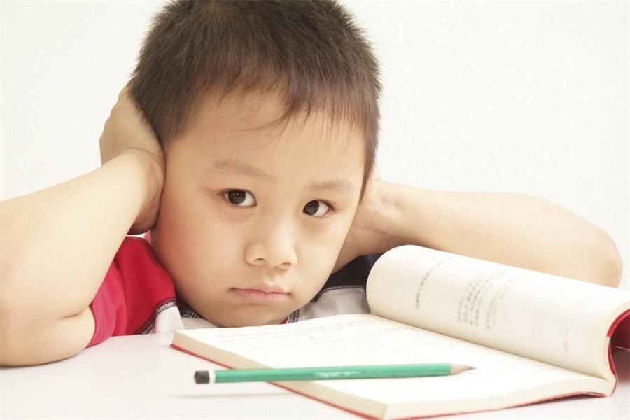 叶子|控制欲强的父母，他们教出的孩子会怎样？想想都让人心疼