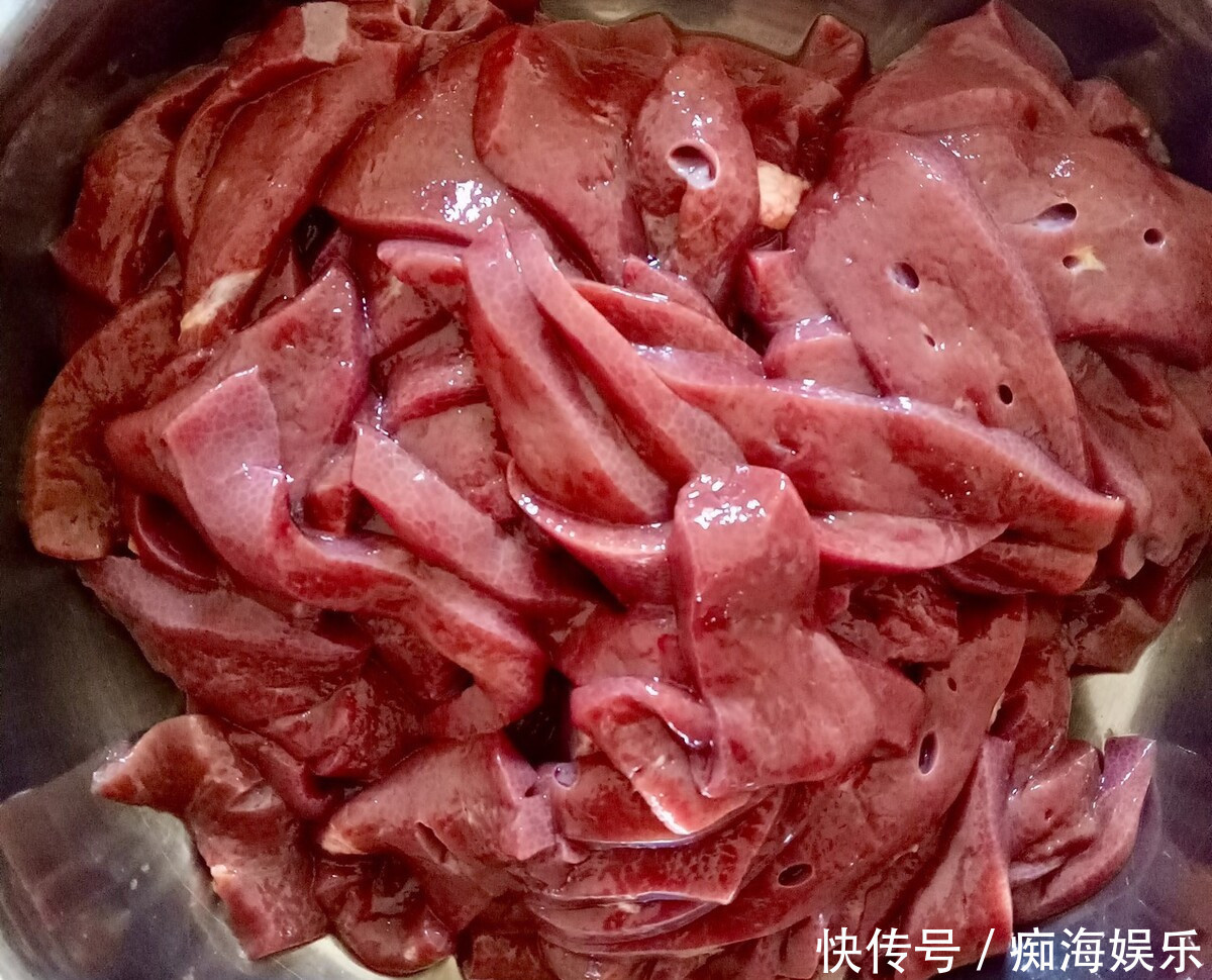 炒猪肝时,学会这样腌制,炒出来的猪肝特别嫩,一点都不腥