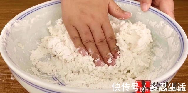 小玲|教你糯米粉新吃法，出锅比大鱼大肉都香，吃一次就念念不忘，解馋